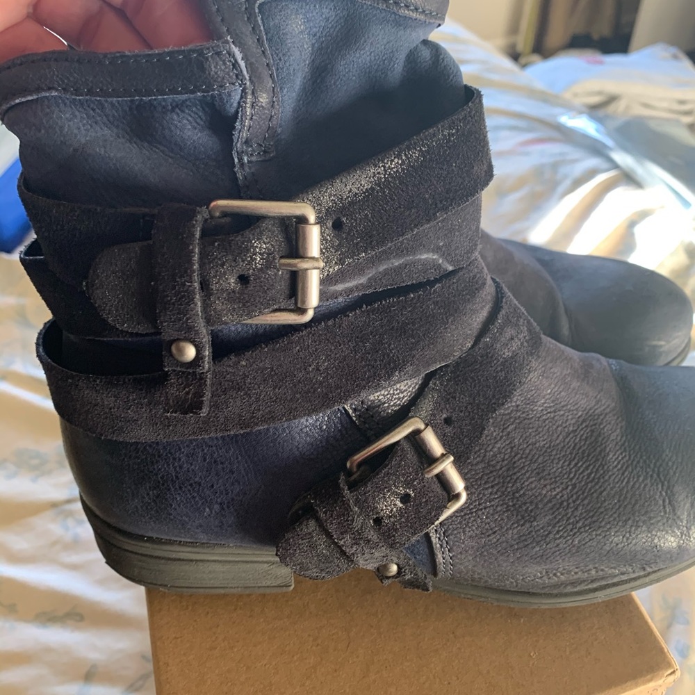 Ladies Navy suede & leather boots - size 10